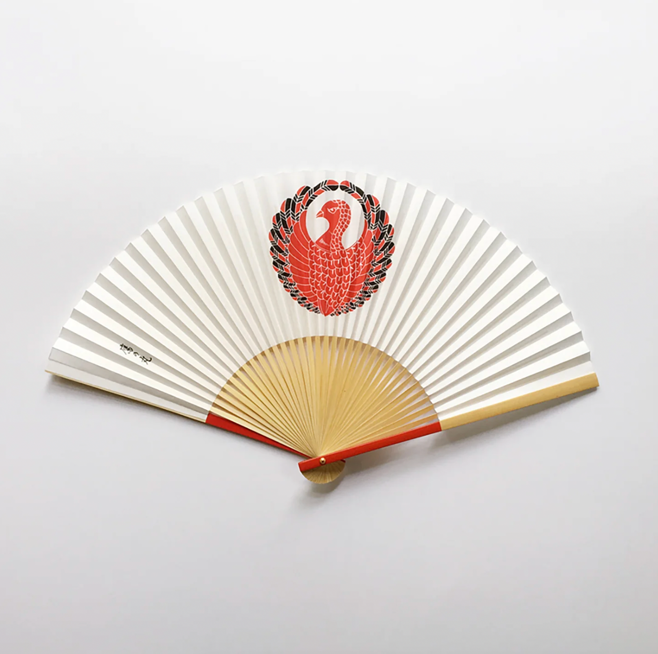 KAMON: Folding Fan Hawk Circle